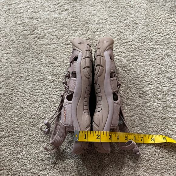 KEEN Bungee Lace Women's Outdoor Hiking Sandals Size 10 Monochrome / Toadstool - Picture 10 of 13